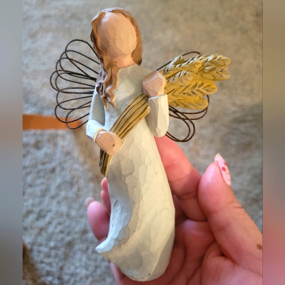 Willow tree "Angel of autumn" 2001 figurine